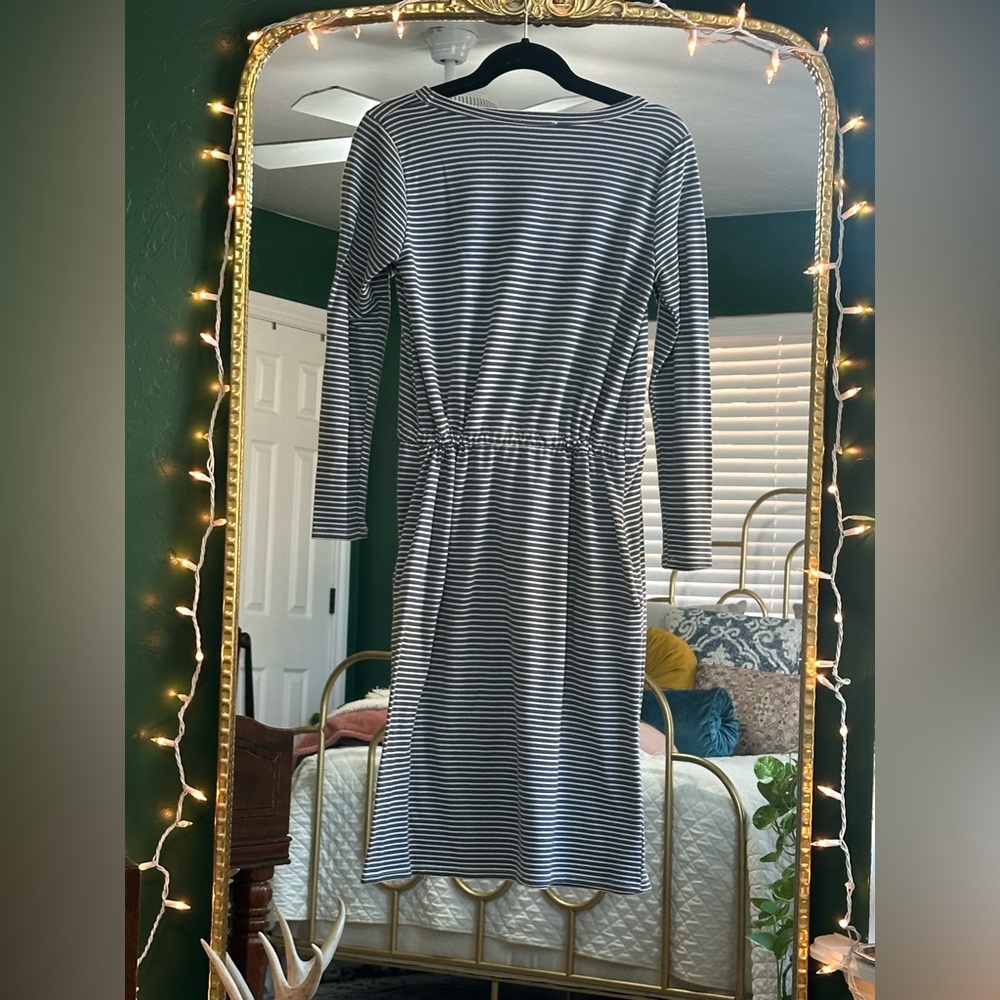 Blue And White Striped Dress - Picture 8 of 8